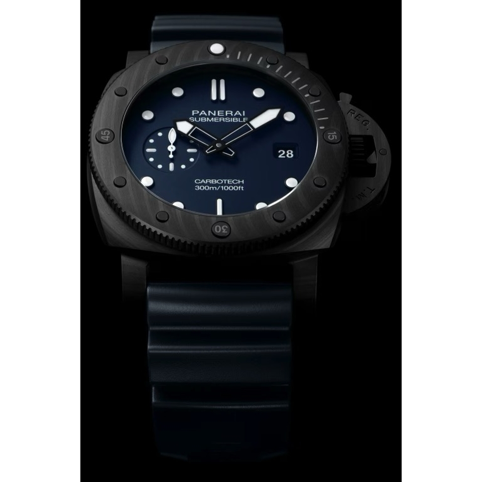 Submersible Quarantaquattro Carbotech™ Blu Abisso