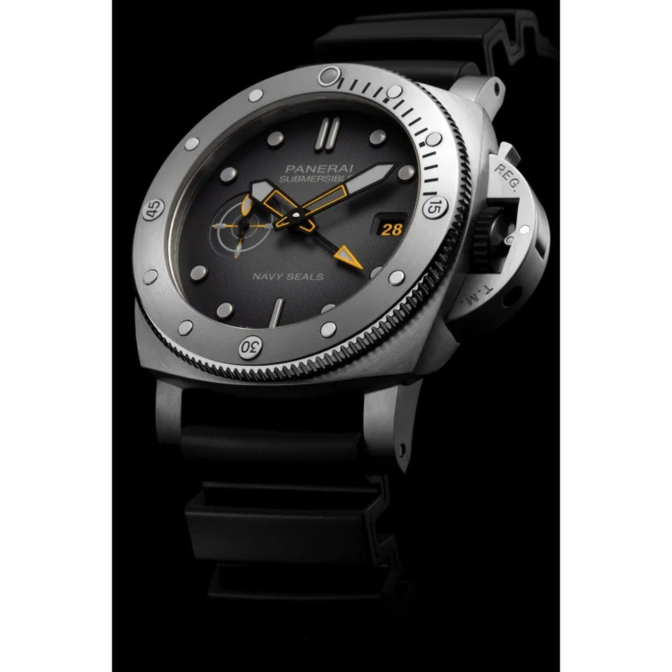 Submersible GMT Navy Seals