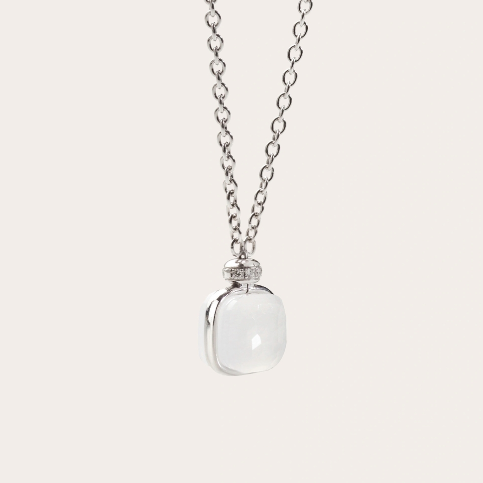 Necklace with pendant Nudo Milky